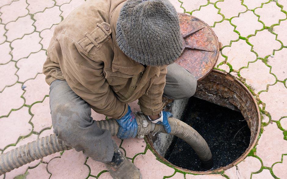 comment déboucher une baignoire Valenton